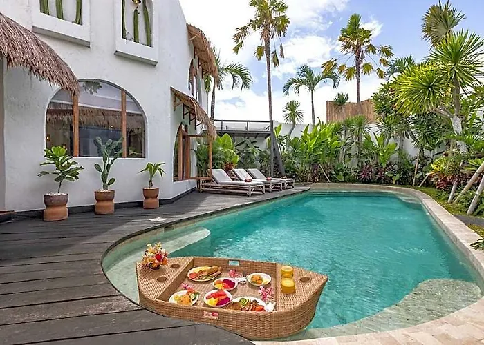Marbella By The Agent Otel Umalas