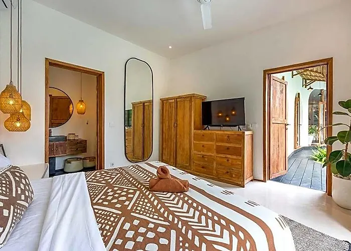 Marbella By The Agent Otel Umalas